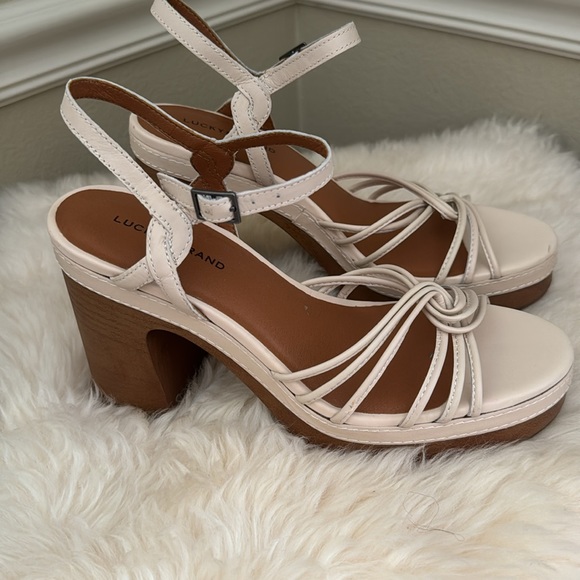 Ismene Platform Heel Lucky 🍀 Brand size 9 - Picture 2 of 6